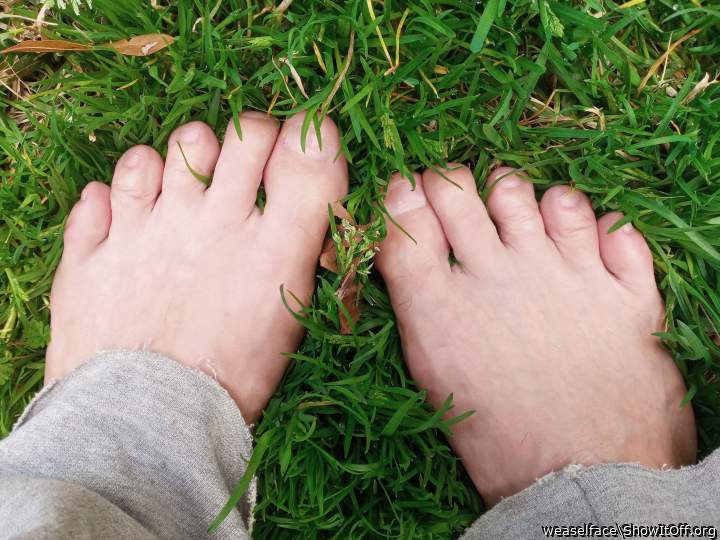 Mmmm I�d love to lick em, suck and tongue them. But you gott