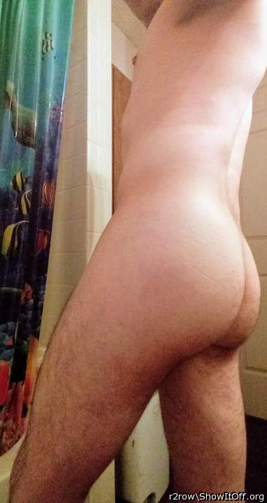Mmmmm. Hot body and ass!!