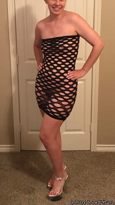 Beautiful woman great sexy dress don't let it get caught on 