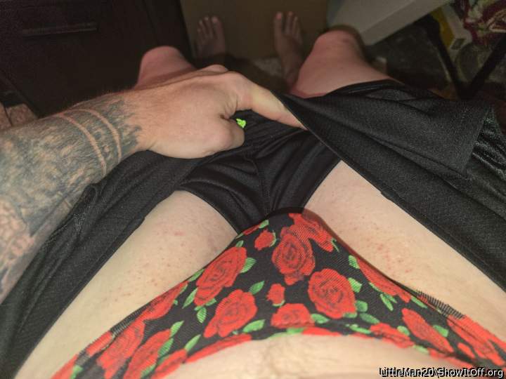 So much razor burn ugh. I no likey