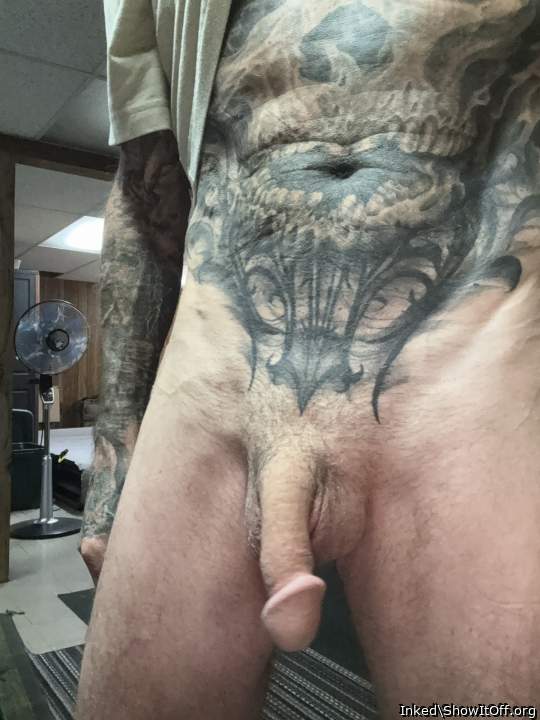 Amazing amazonion jungle tattoo with the albino serpent 