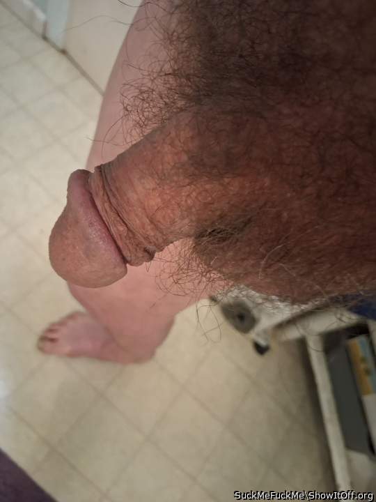 Adult image from SuckMeFuckMe