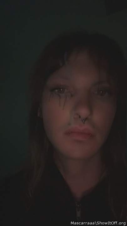 FingerMe Suck Me ,says miss your pictures , so horny , jacki