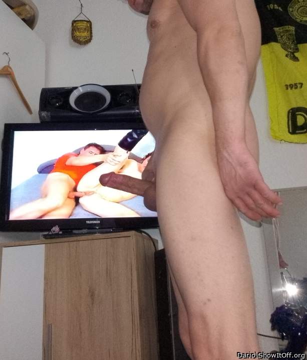 Adult image from Dario