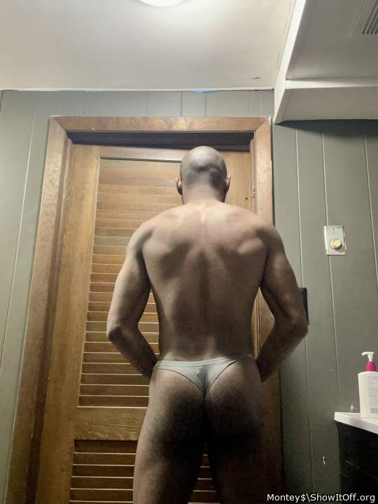 Adult image from Montey$