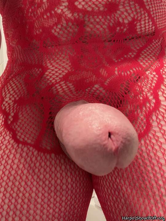 Mmmm delicious. I�d love to explore with you mate!