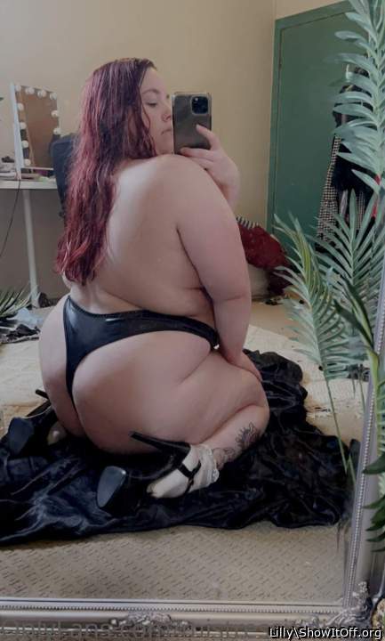 Mmm that ass though