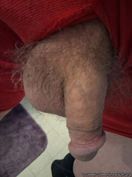 Adult image from SuckMeFuckMe