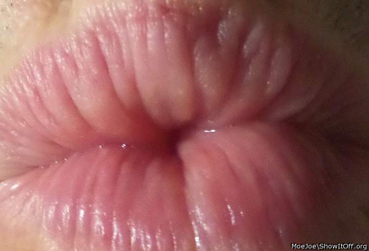 Macro-Photography, Lips...Anal or Oral...?