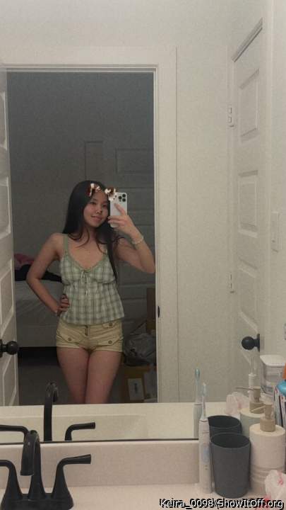 Adult image from Keira_0098