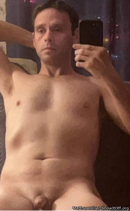 Please this is embarrassing and humiliating, everyone will see