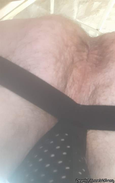 Would you bottom for me too?
My 8 inches wants in.