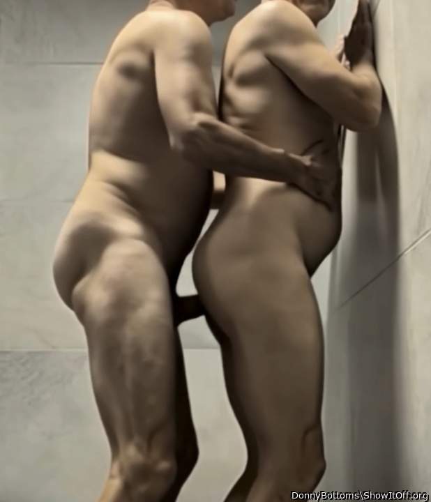Adult image from DonnyBottoms
