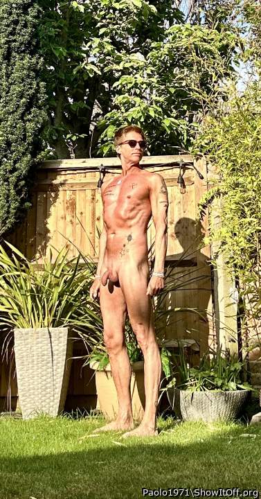 Adult image from Paolo1971