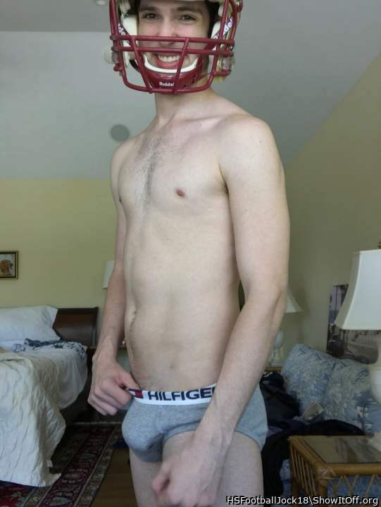 Adult image from HSFootballJock18