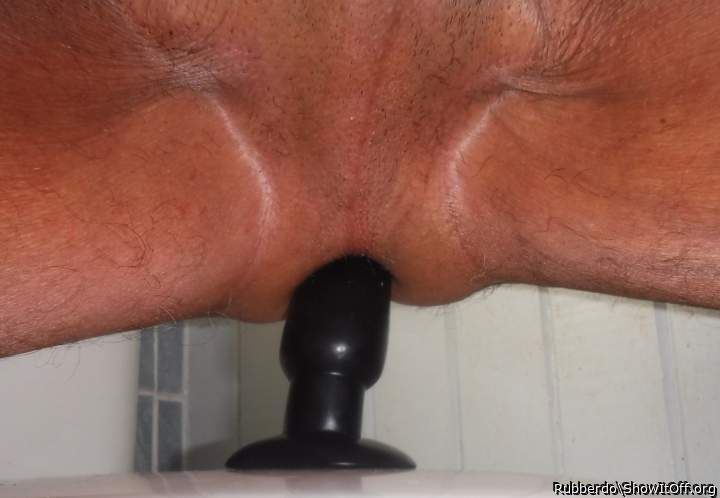 Adult image from Rubberdo