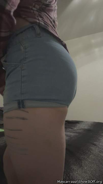 Adult image from Mascarraaa