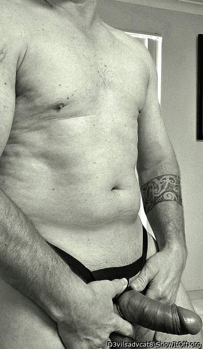 Adult image from D3vilsadvcat8