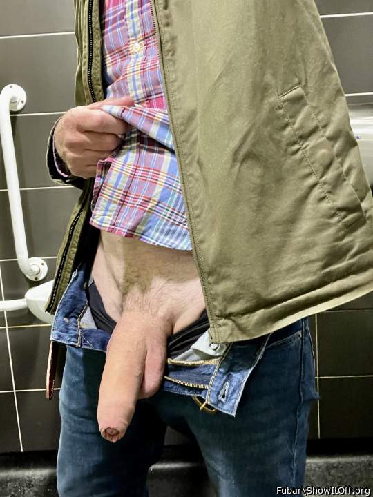 Nothing sexier than your big fat cock in blue jeans. I bet y