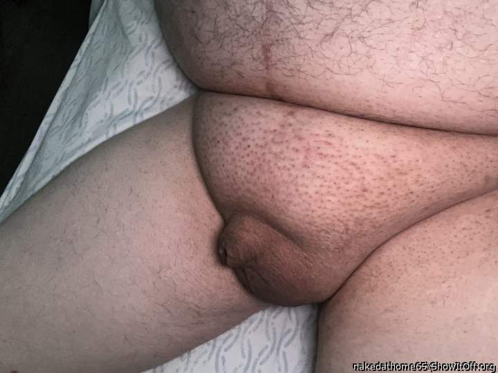 Adult image from nakedathome65