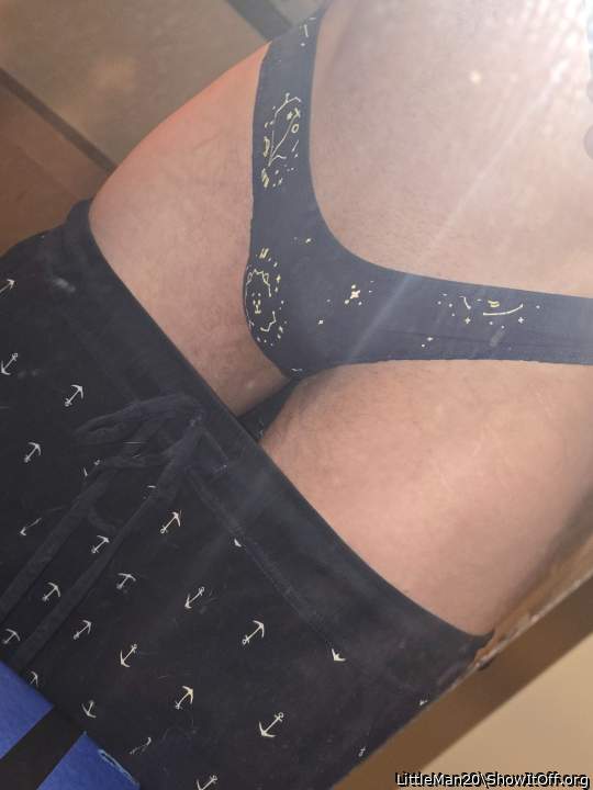 I wonder what the back 🤔 is like?