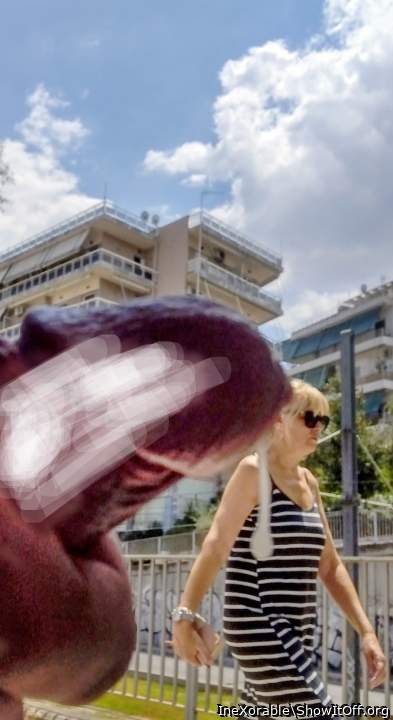 The fucking sun make a damage on the quality of the pic...Fuck