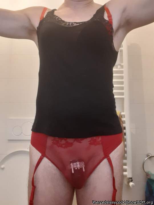 Adult image from Piercedsissycock