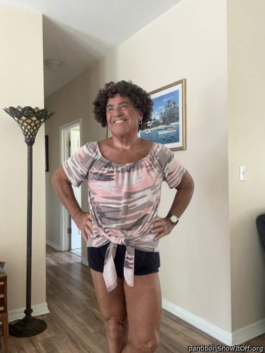 Just some more girly clothing that I like to wear