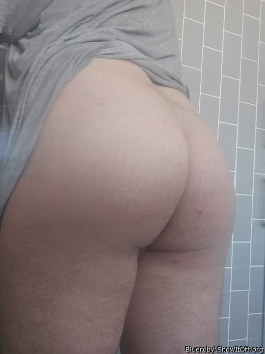 Adult image from Blueroby
