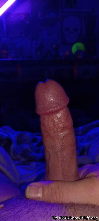 Adult image from Otis666