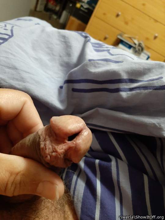 Le trou déformé par mon doigt 2