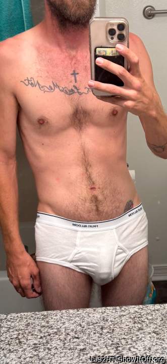 Adult image from La32HT