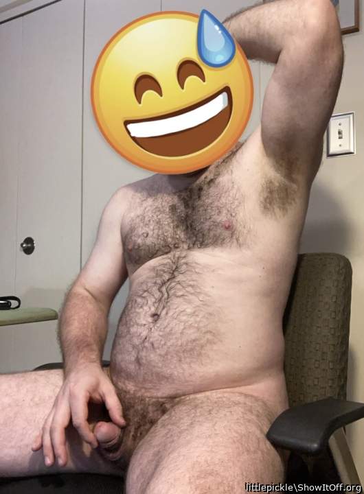 Pussy can�t even hold it with his entire hand properly