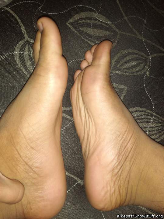 Foto de mis pies/ Picture of my feet