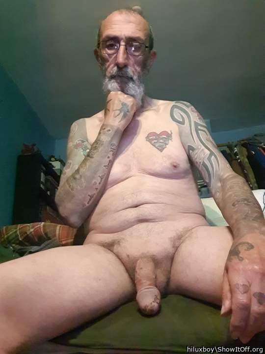 Adult image from hiluxboy