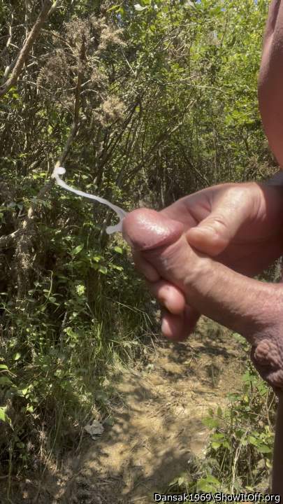 I would love to knell in front of you as you cum in my mouth