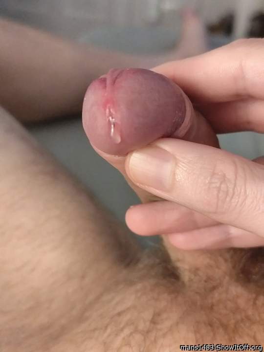 Delicious precum! Very inviting pic 
