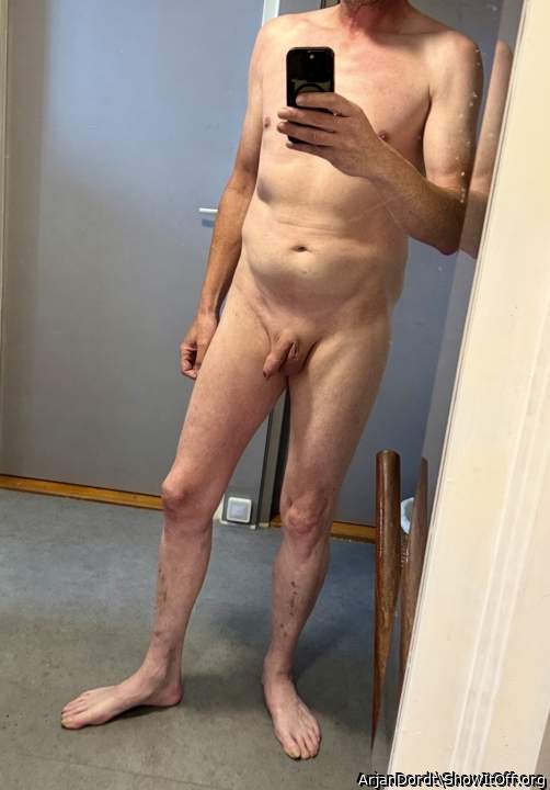 Adult image from ArjanNLL