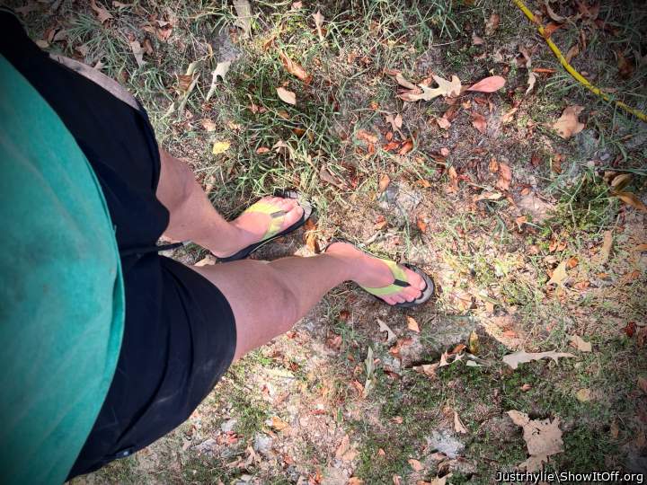 Mmmm, looks like a good place for me to get on my knees.    