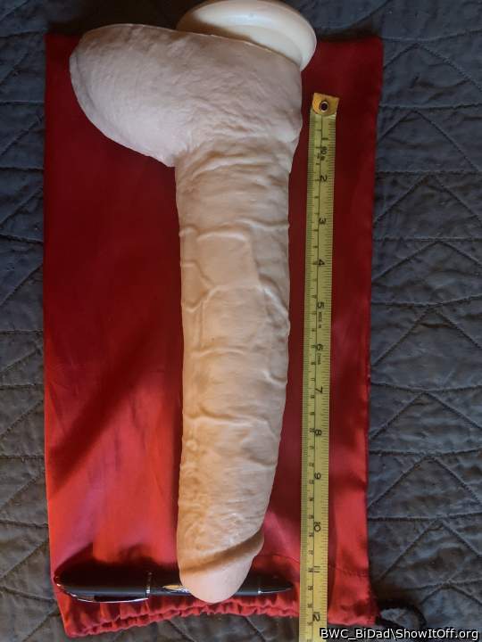 Alex Stone dildo - measurements 1