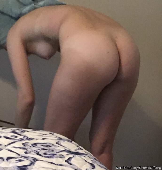 Adult image from Derek-lindsey