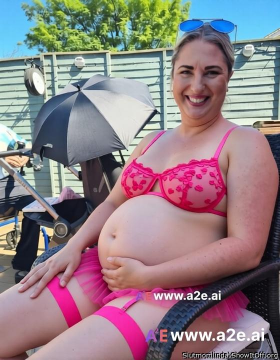 Adult image from Slutmomlinda