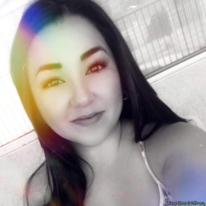 A cheeky naughty grin😉