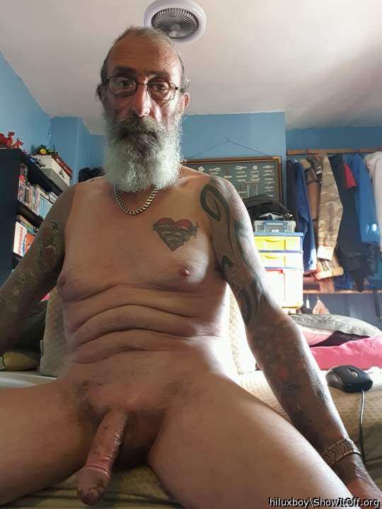 Adult image from hiluxboy
