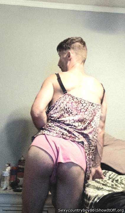 Someone come fuck me