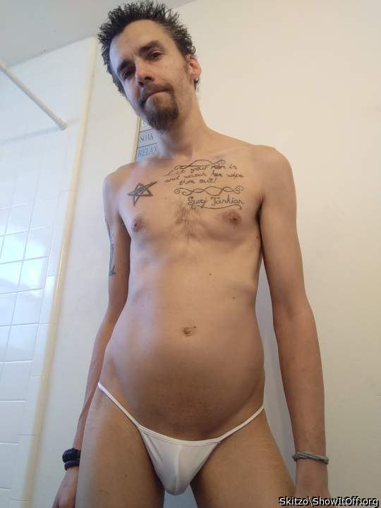 Ladies and gentlemen! Everyone fuck me!!!!