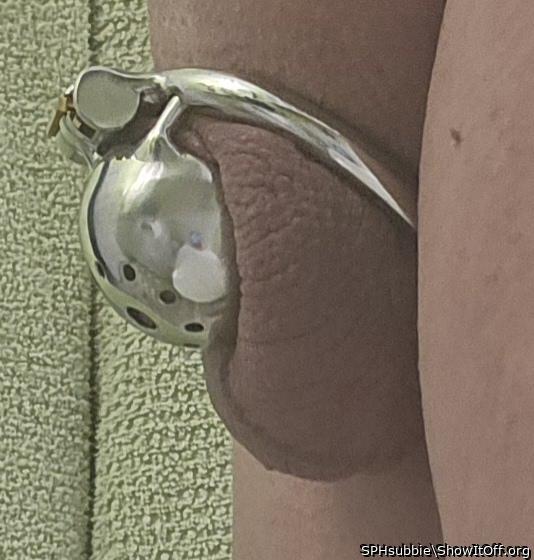 Micro cage, it doesn't deserve anymore room.